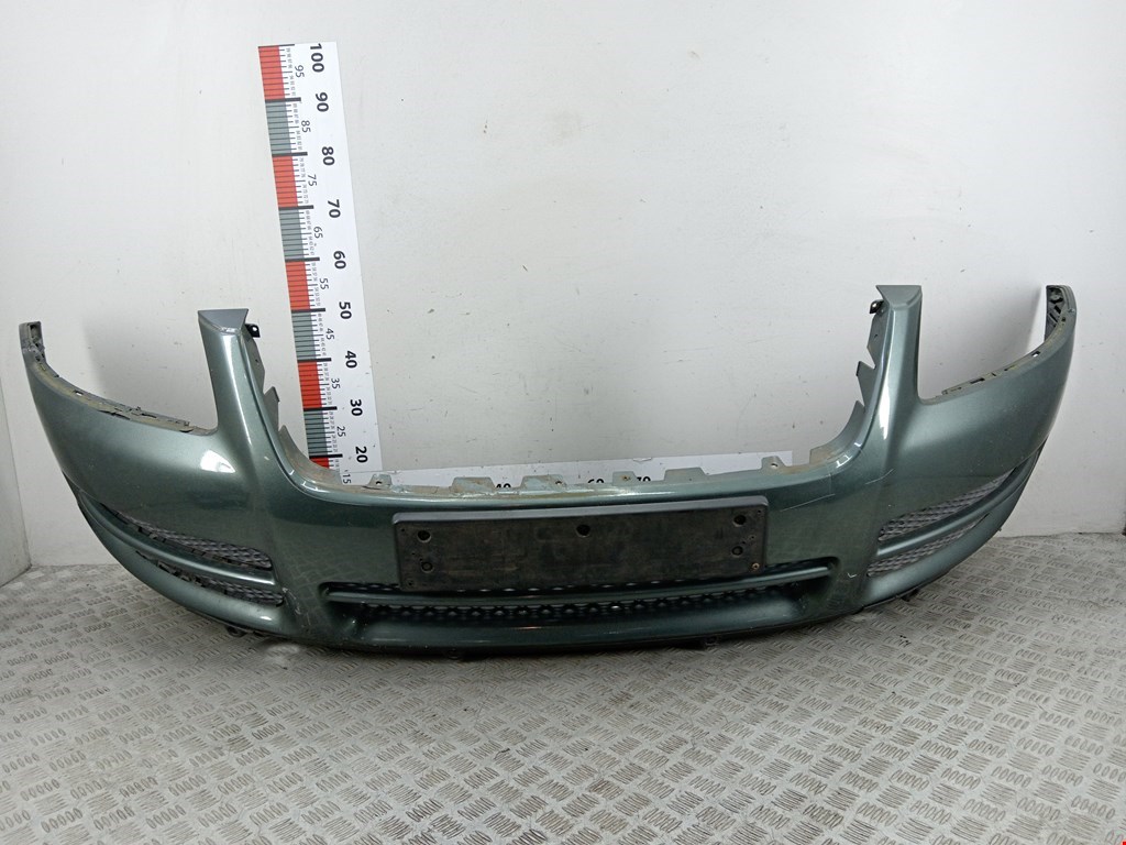 Бампер передний VOLKSWAGEN Touareg 2002-2010