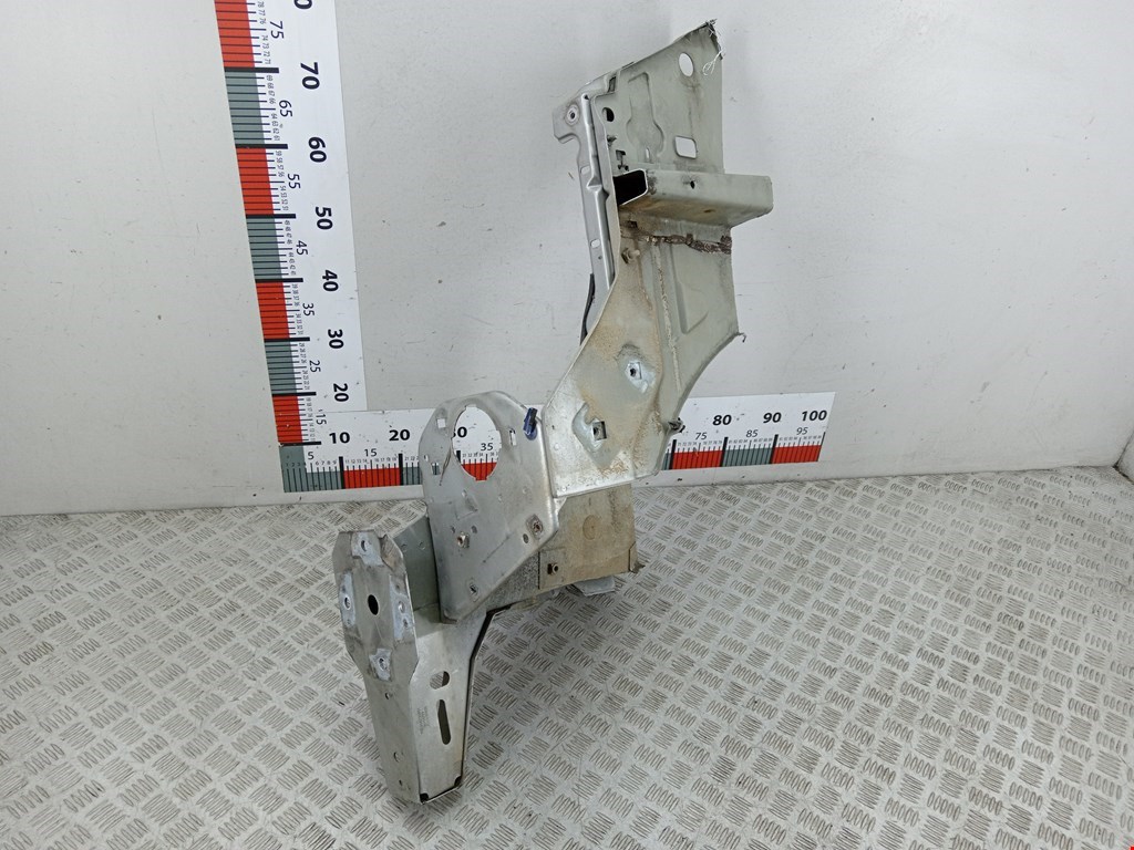 Лонжерон передний левый OPEL Vivaro A 2001-2014