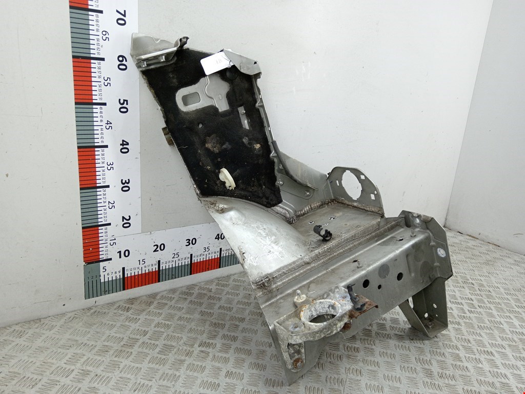 Лонжерон передний левый OPEL Vivaro A 2001-2014