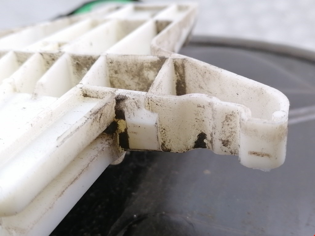 Стеклоподъемник задний правый VOLKSWAGEN Passat B6 2005-2011