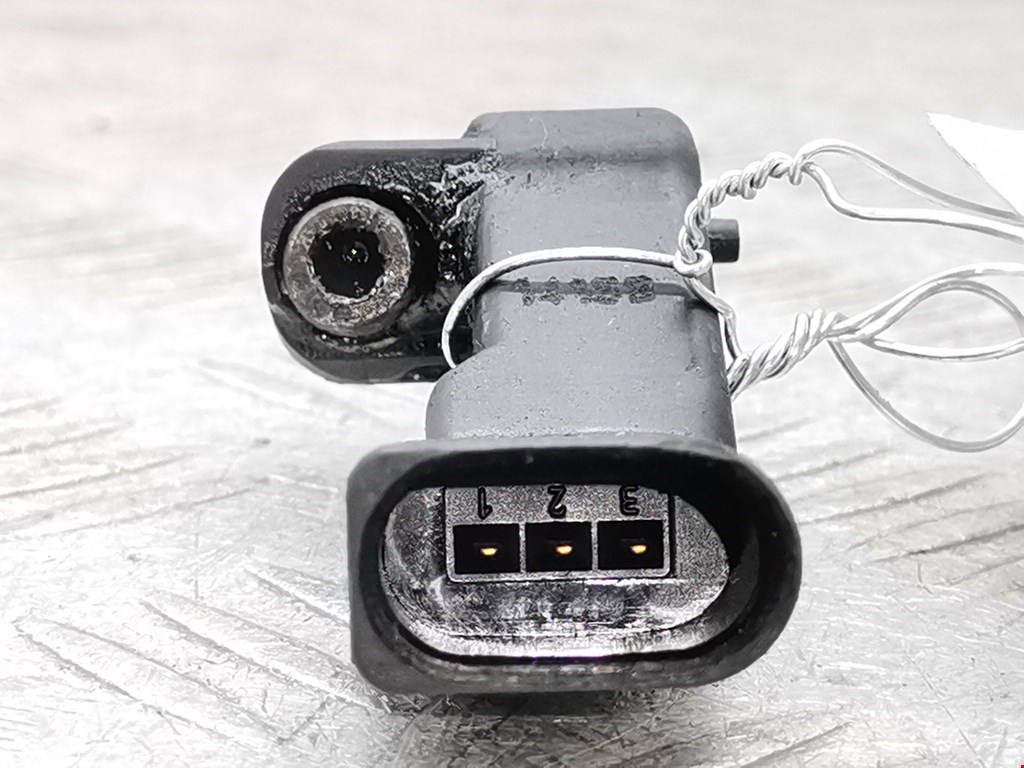 Датчик положения коленвала VOLKSWAGEN Golf V 2003-2009