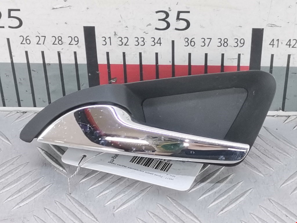 Ручка дверная задняя внутренняя левая OPEL Astra J 2009-2017