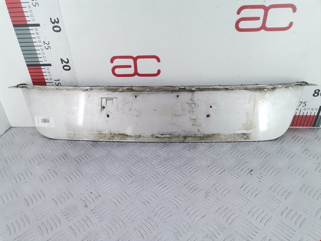 Накладка декоративная (бленда) Renault Megane 2 (2002-2009)