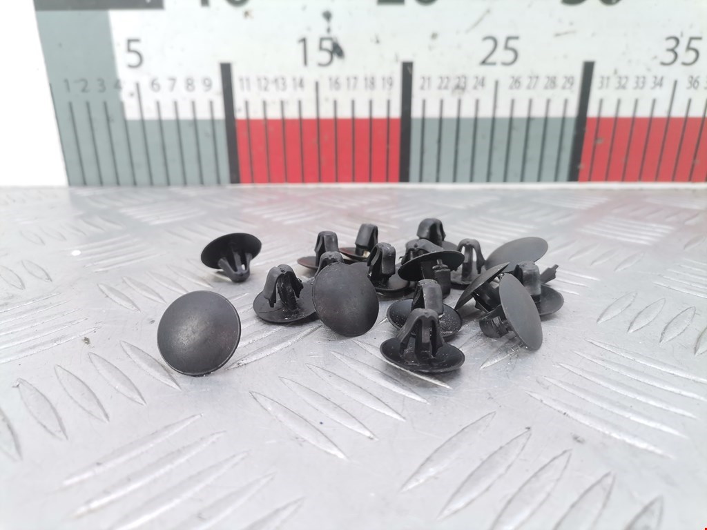 Клипсы MERCEDES-BENZ CLS-Class C219 2004-2010