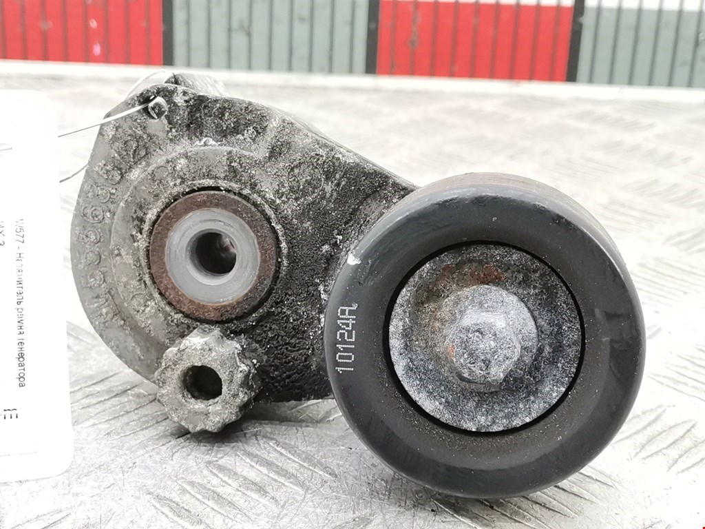 Натяжитель ремня генератора (приводного поликлинового ремня Opel Astra J (2009-2018)