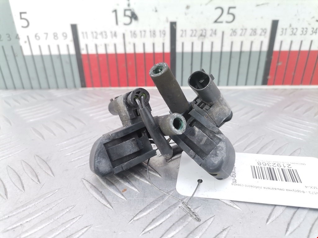 Форсунка омывателя лобового стекла MERCEDES-BENZ CLS-Class C219 2004-2010