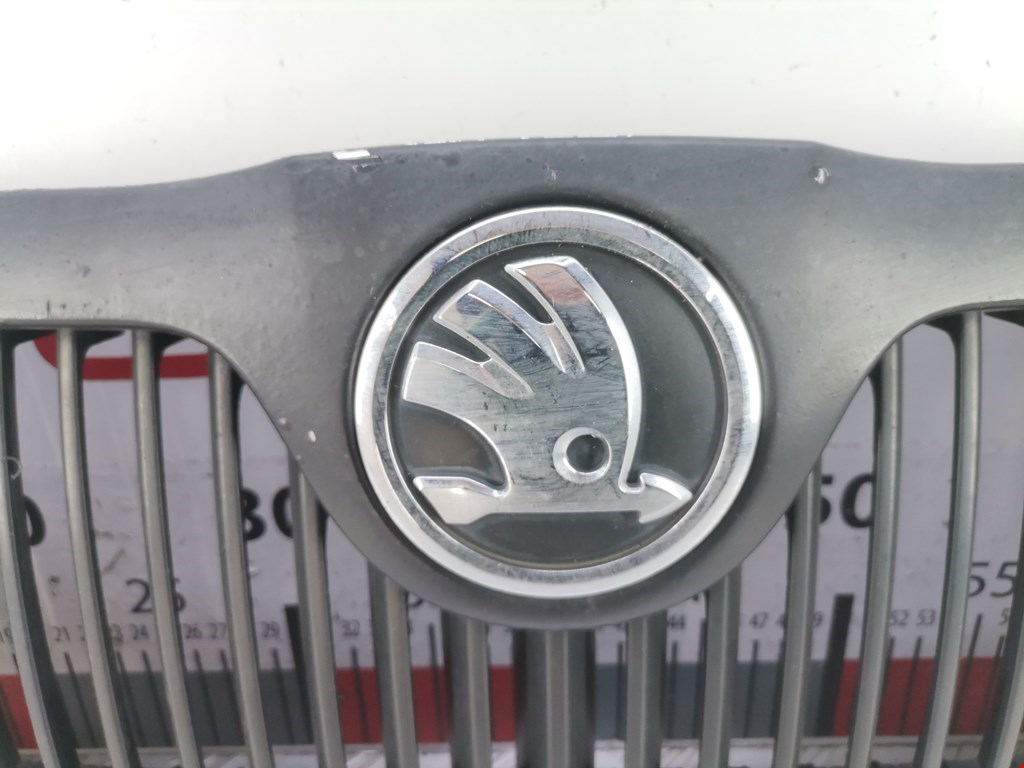 Решетка радиатора SKODA Octavia A5 1Z- 2004-2013