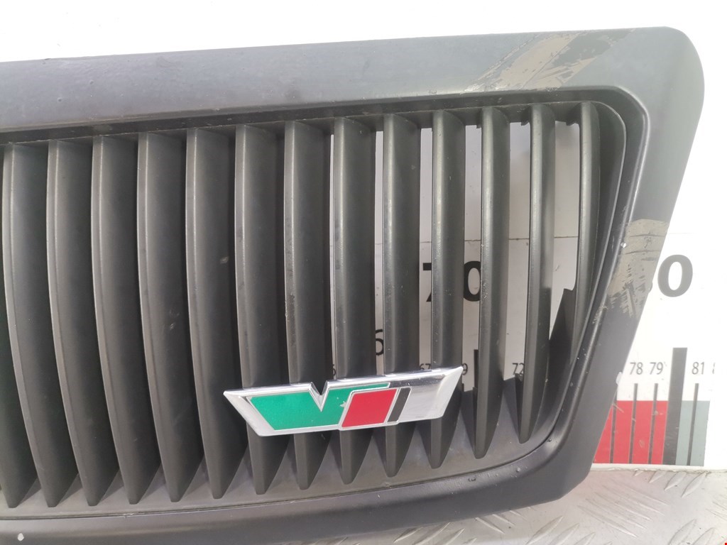 Решетка радиатора SKODA Octavia A5 1Z- 2004-2013