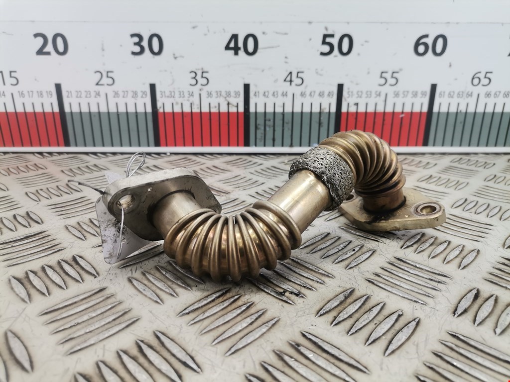 Трубка системы рециркуляции EGR Audi A4 B7 (2004-2009)