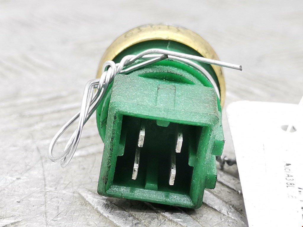 Датчик температуры (охлаждающей жидкости) AUDI A3 8L 1996-2003