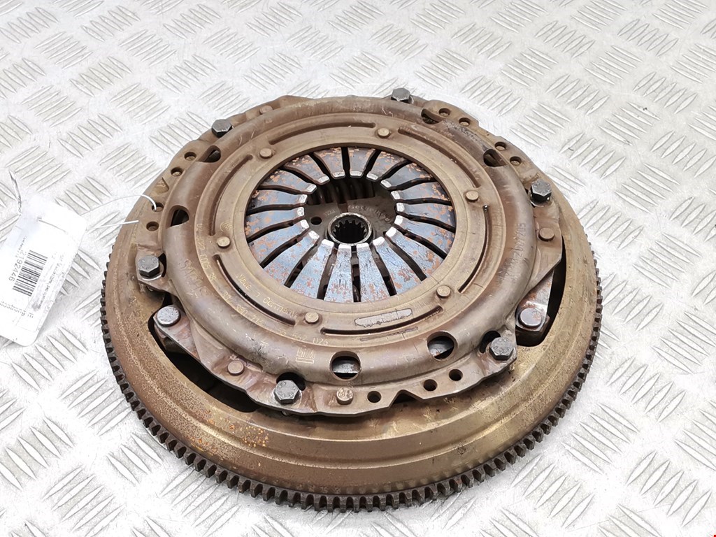 Маховик (демпфер сцепления) OPEL Astra J 2009-2017