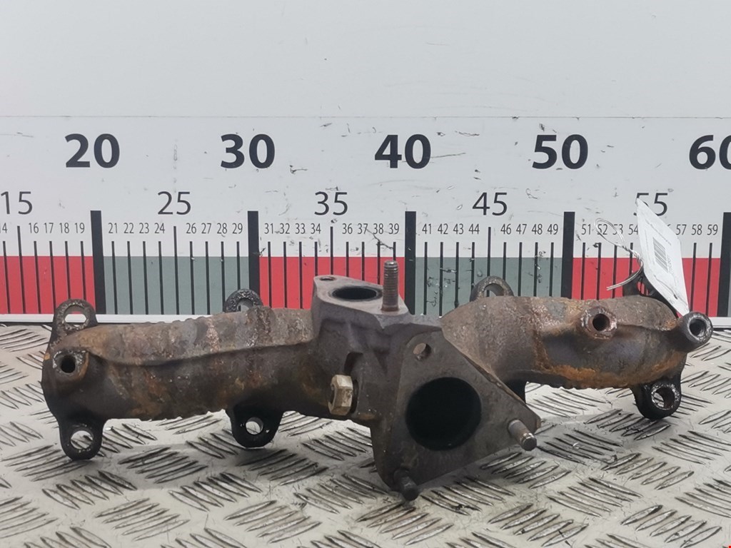 Коллектор выпускной AUDI A4 B7 2004-2007