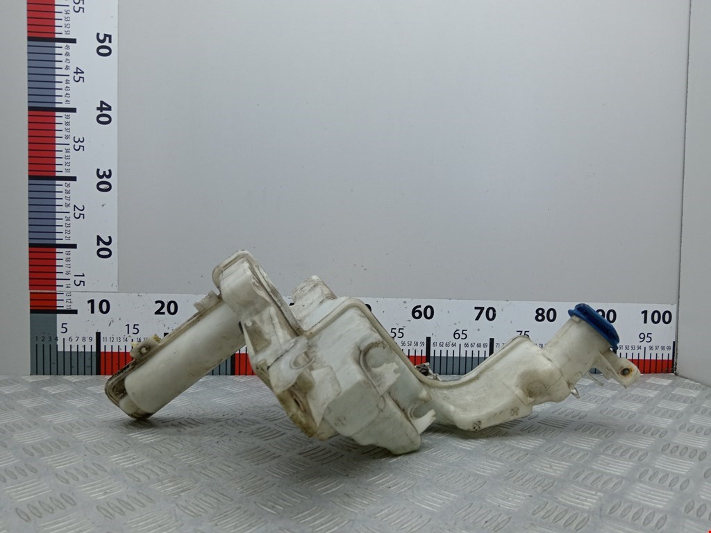 Бачок омывателя VOLKSWAGEN Passat B6 2005-2011