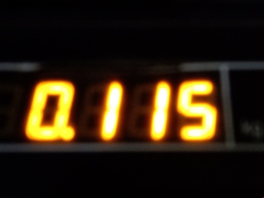 Кронштейн переднего бампера правый VOLKSWAGEN Passat B6 2005-2011