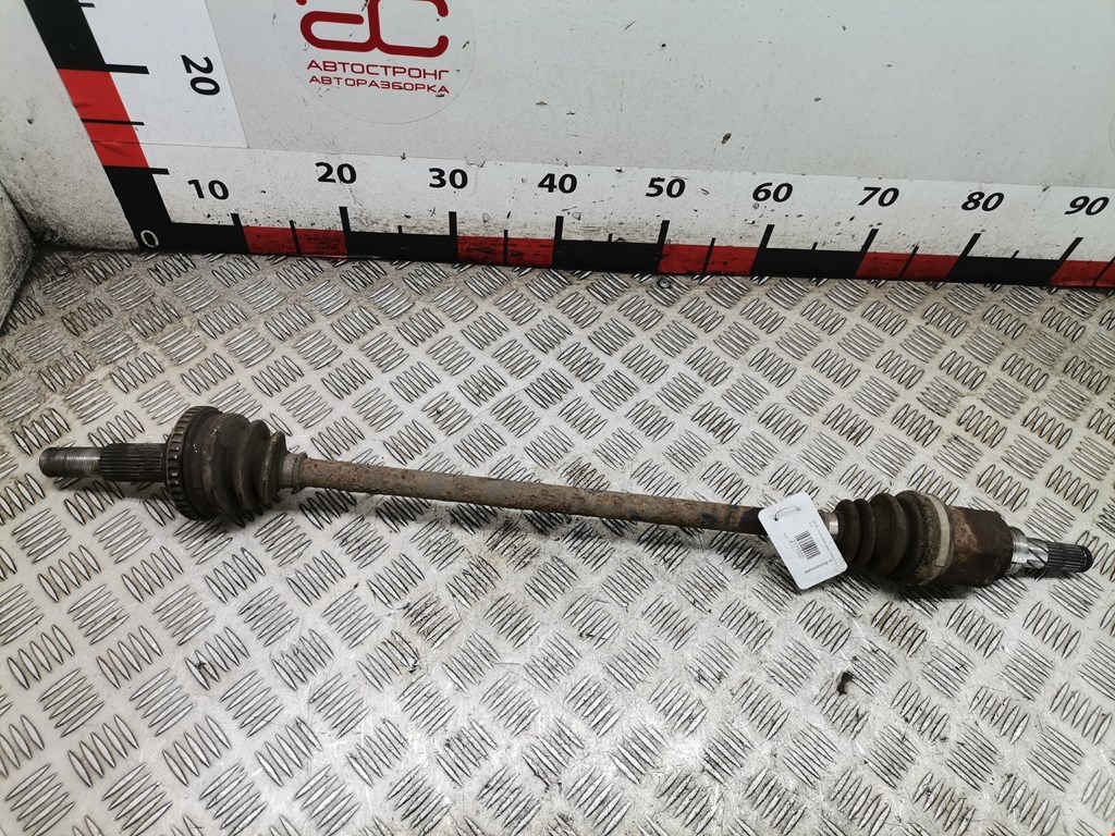 Полуось (привод, приводной вал) задняя правая NISSAN X-Trail T30 2000-2007