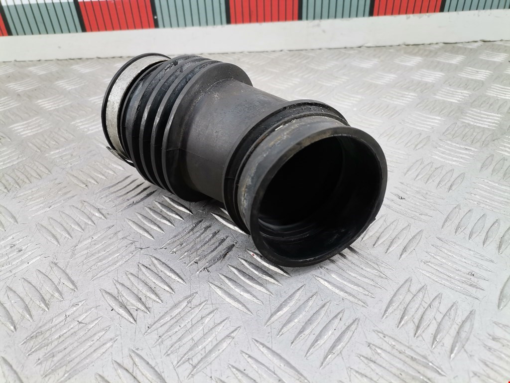 Патрубок воздушного фильтра SAAB 900 1993-1998