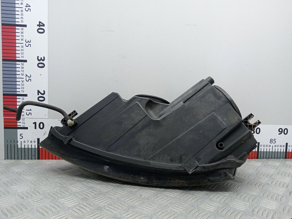 Фара правая AUDI A3 8P 2003-2013