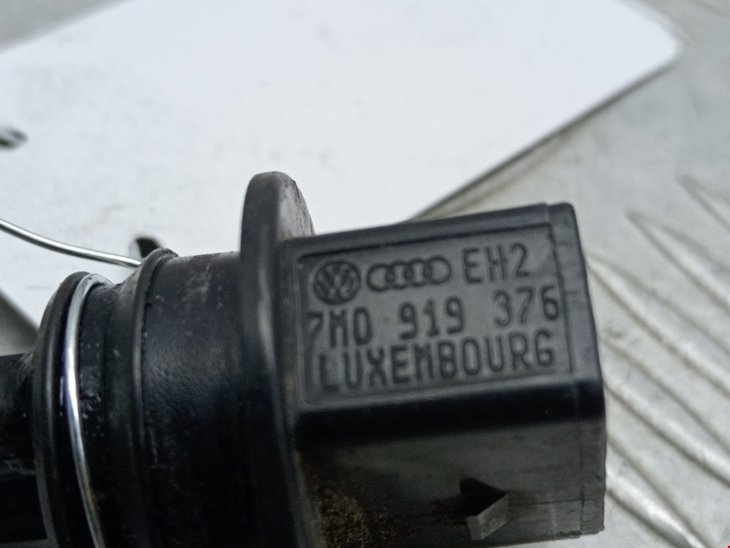 Датчик уровня в бачок омывателя AUDI A3 8P 2003-2013