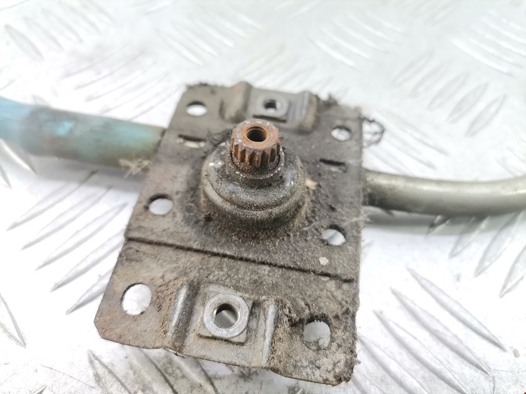 Стеклоподъемник передний левый VOLKSWAGEN LT 1975-1996