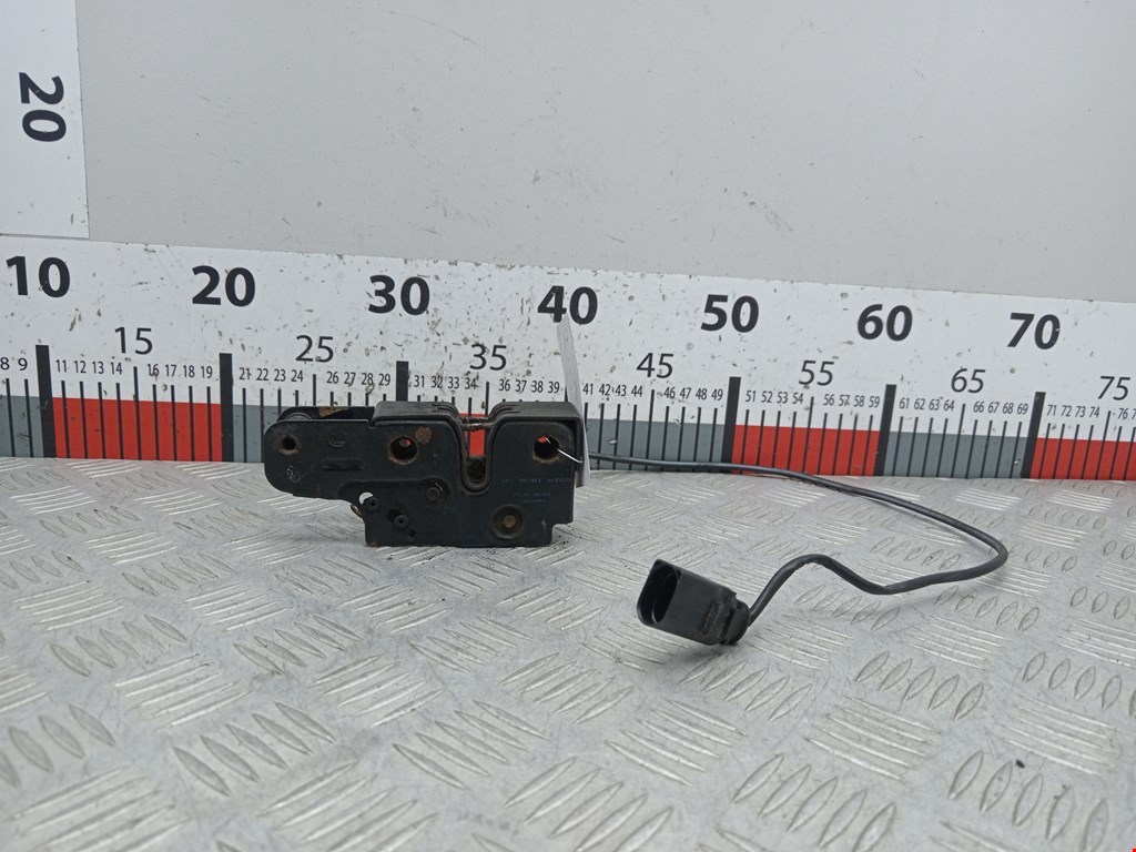 Замок капота AUDI A3 8P 2003-2013