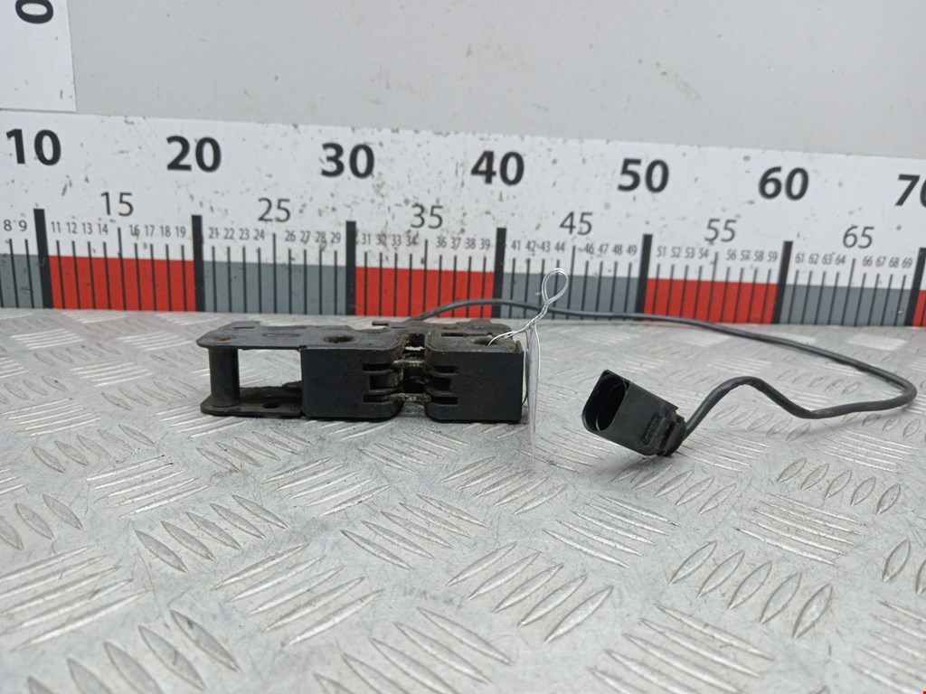 Замок капота AUDI A3 8P 2003-2013