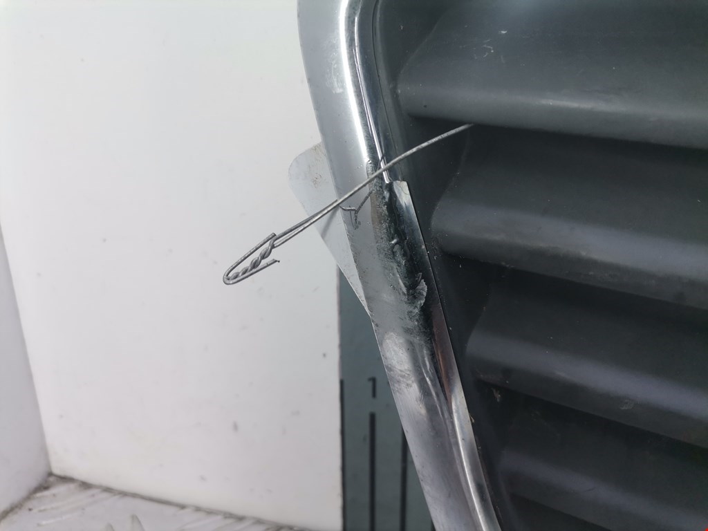 Решетка радиатора AUDI A6 C5 1997-2004