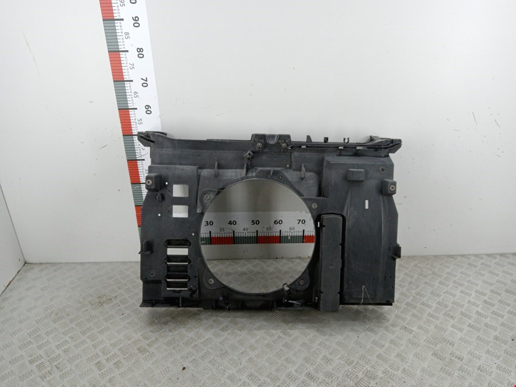 Панель передняя (передняя монтажная панель рамка передняя телевизор) Citroen C8 (2002-2014)