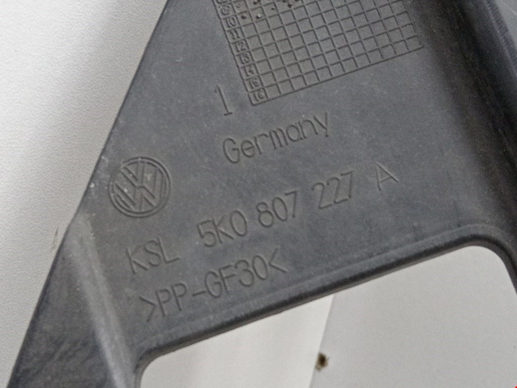 Кронштейн фары левый VOLKSWAGEN Golf VI 2009-2012