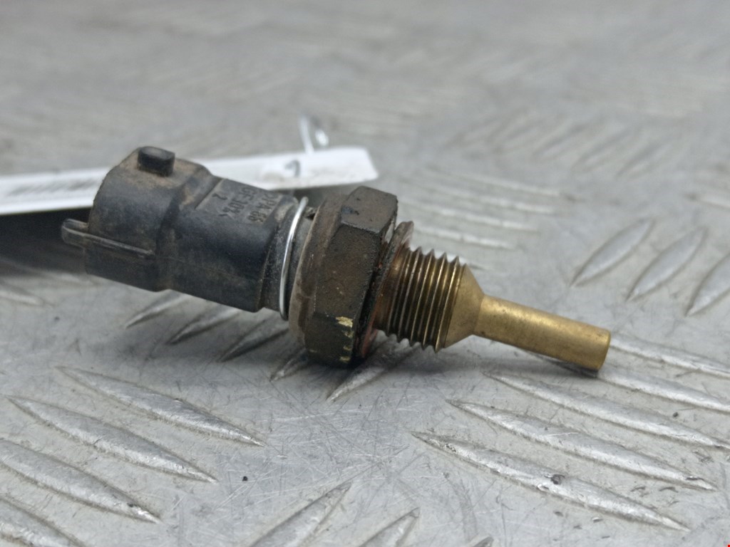 Датчик температуры охлаждающей жидкости Opel Astra H (2004-2014)