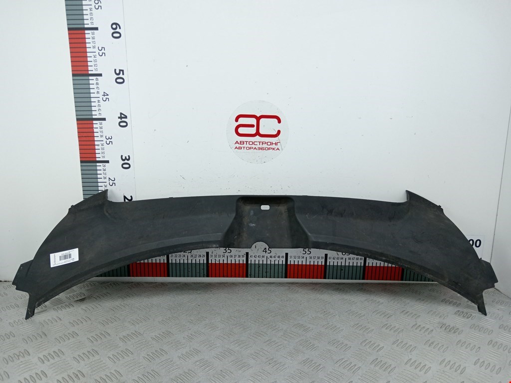 Накладка декоративная под капот (кожух замка капота и прочие) Audi A6 C6 (2004-2011)