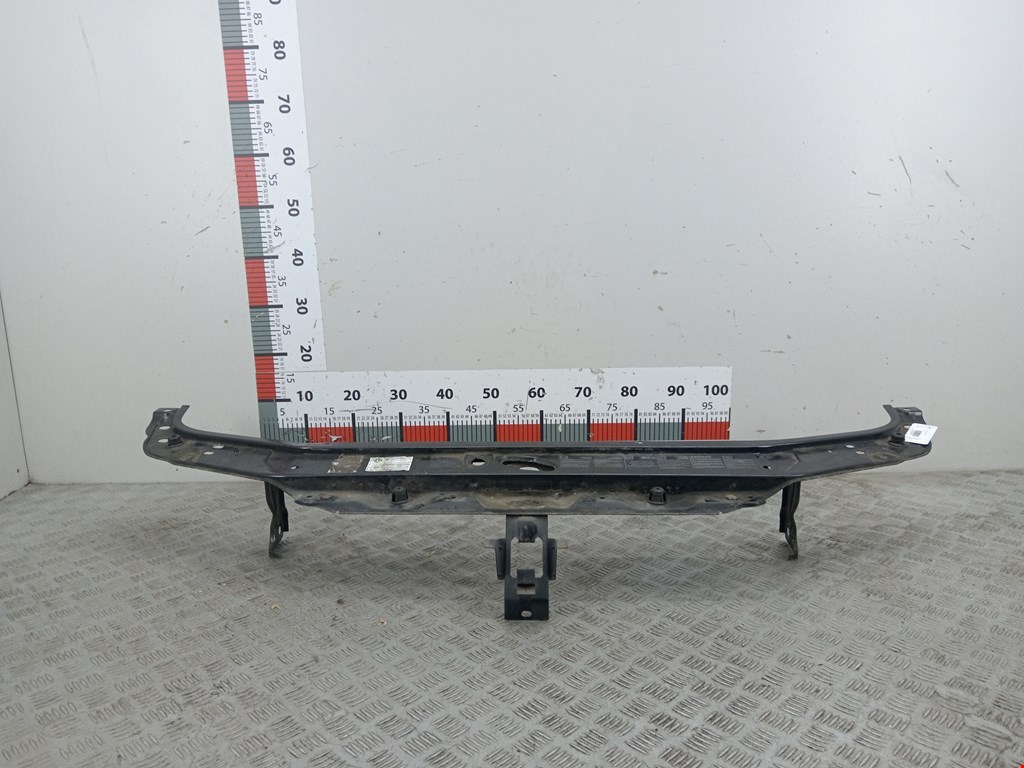 Рамка капота