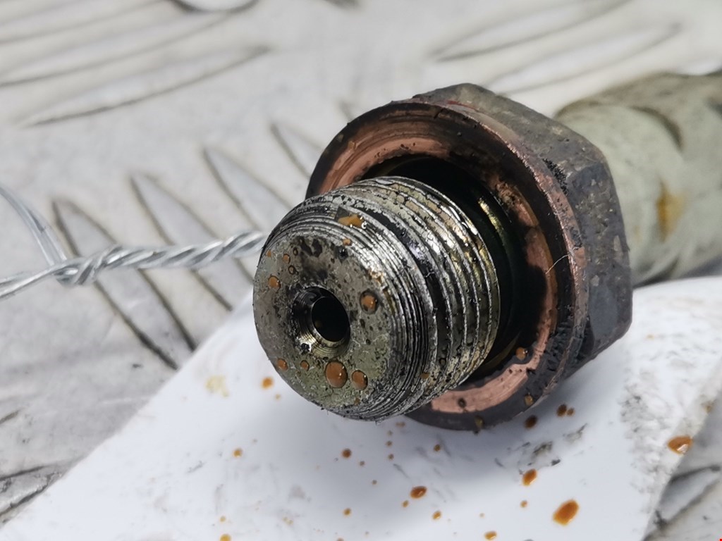 Датчик давления масла PEUGEOT Expert I 1995-2007