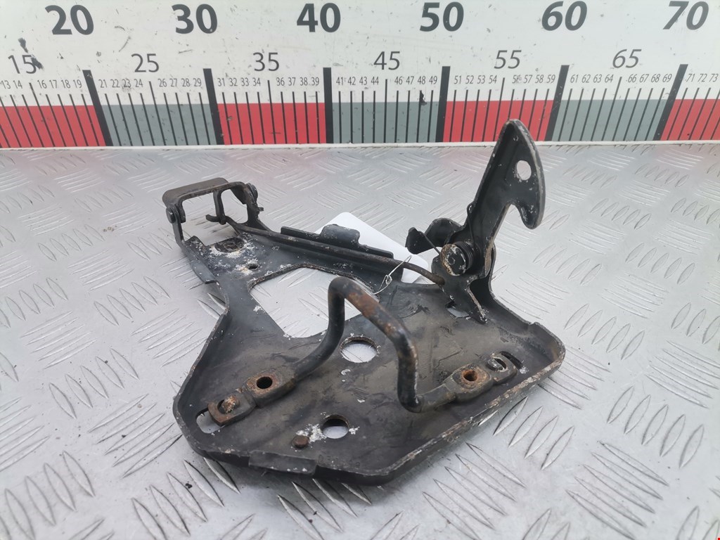 Ручка открывания капота LINCOLN Town Car III 1997-2011