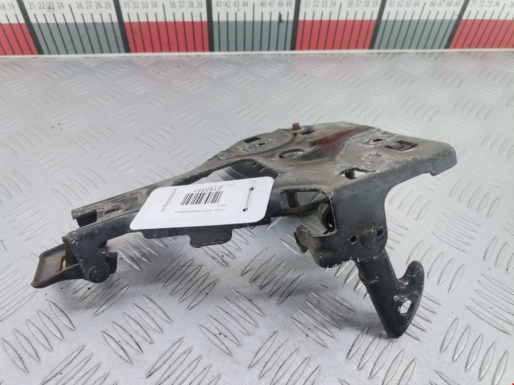 Ручка открывания капота LINCOLN Town Car III 1997-2011