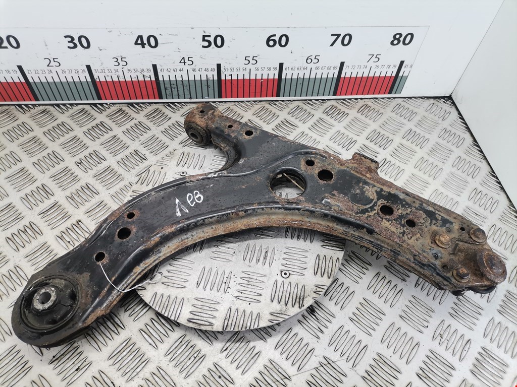 Рычаг передний левый VOLKSWAGEN Golf IV 1997-2003