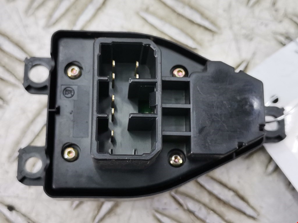 Блок управления зеркалами MAZDA Premacy CP 1999-2004