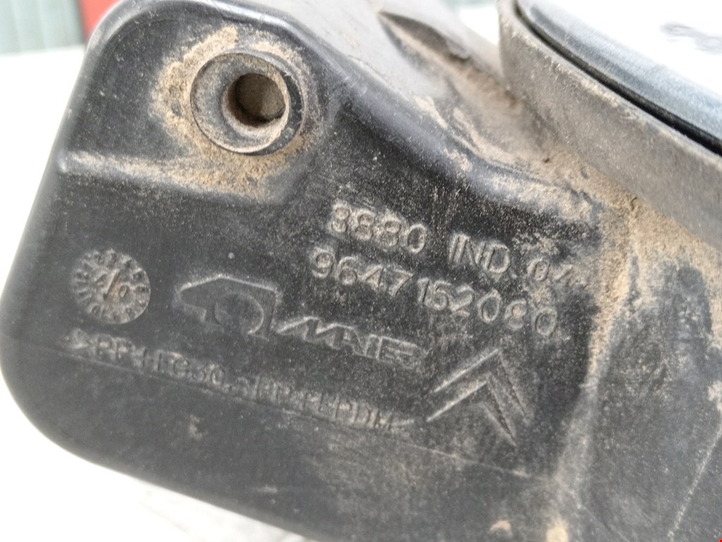 Лючок бензобака CITROEN C4 I 2004-2014