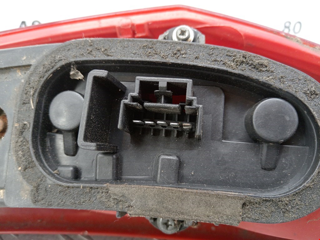 Фонарь задний левый FIAT Punto II (188) 1999-2007