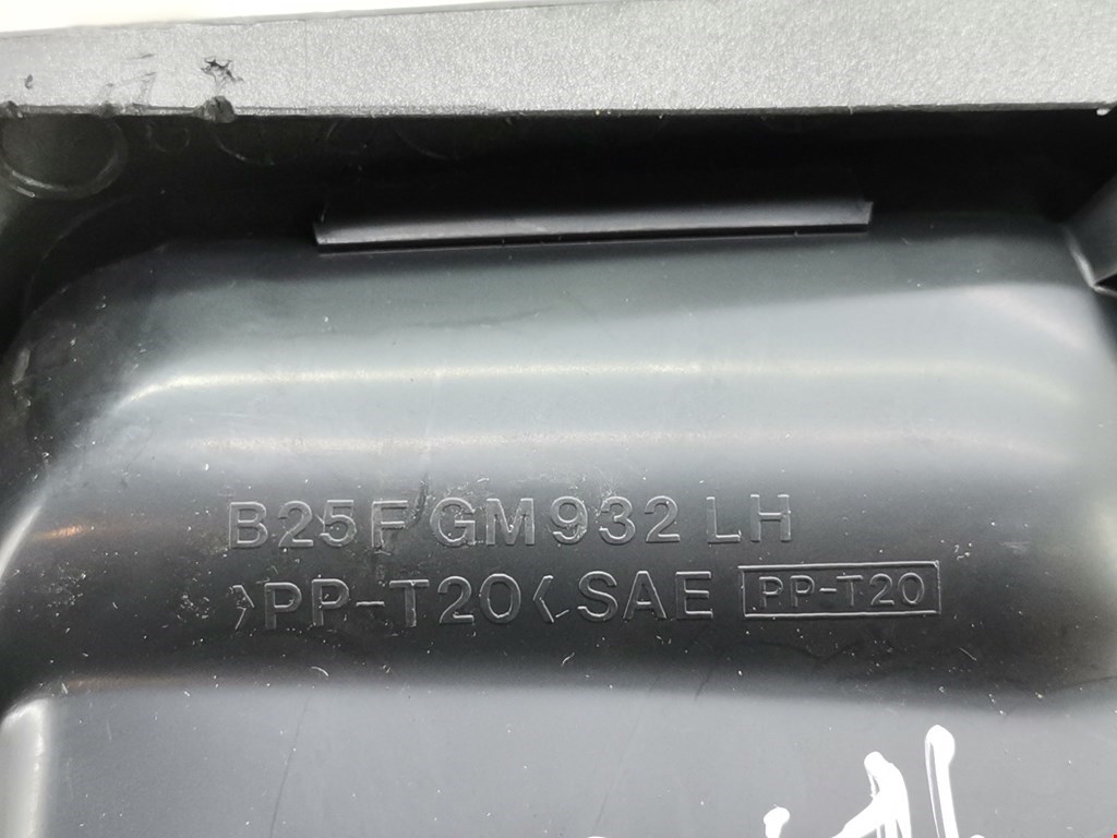 Дефлектор воздушный MAZDA Premacy CP 1999-2004