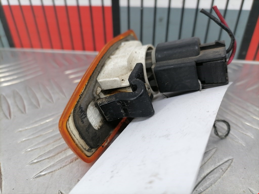 Повторитель на крыло HYUNDAI Coupe 2002-2009