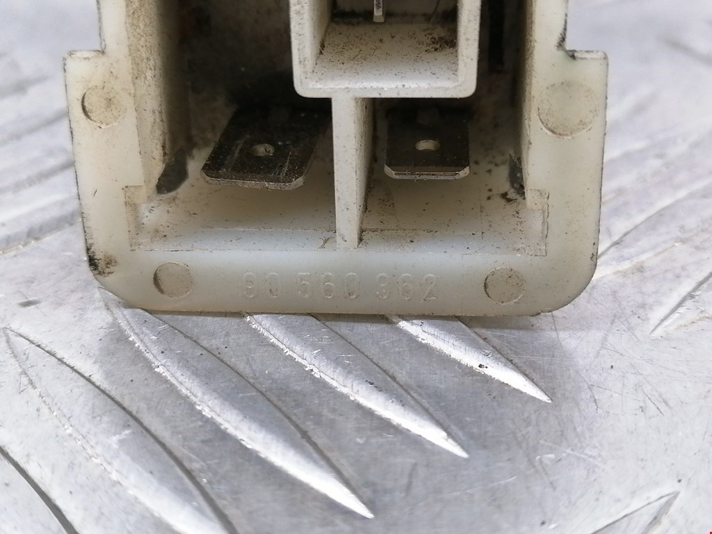 Резистор отопителя (сопротивление печки) OPEL Astra H/Family 2004-2015