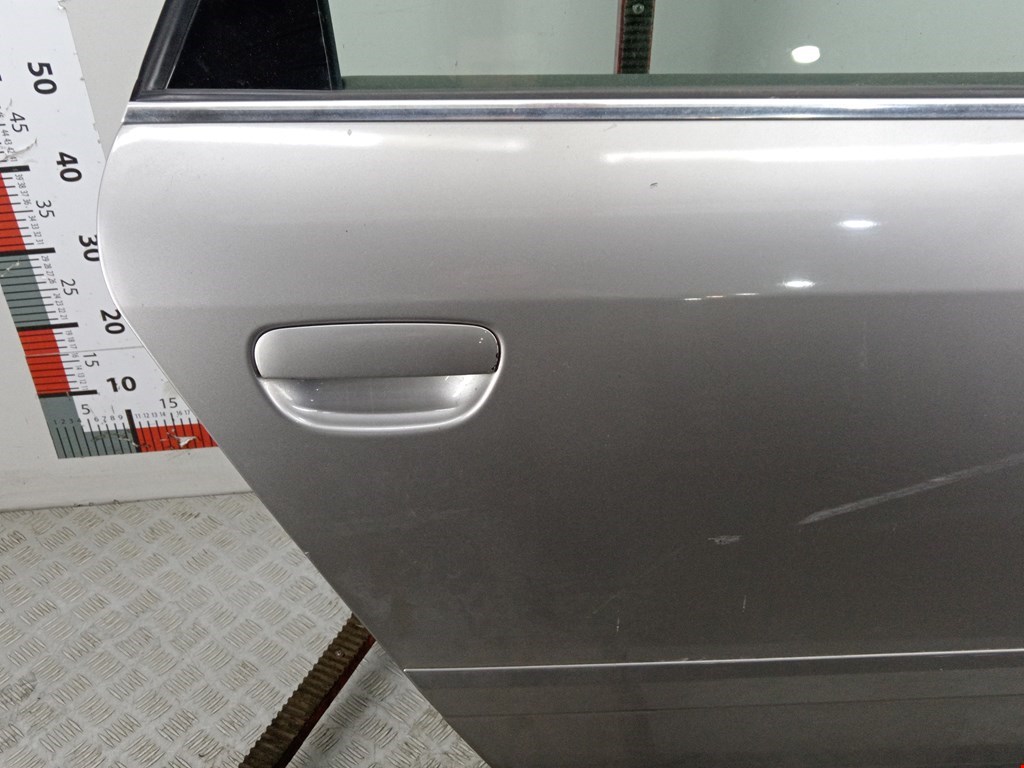 Дверь задняя правая AUDI A6 C5 1997-2004