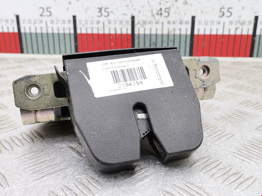Замок багажника (крышки двери) OPEL Astra H/Family 2004-2015