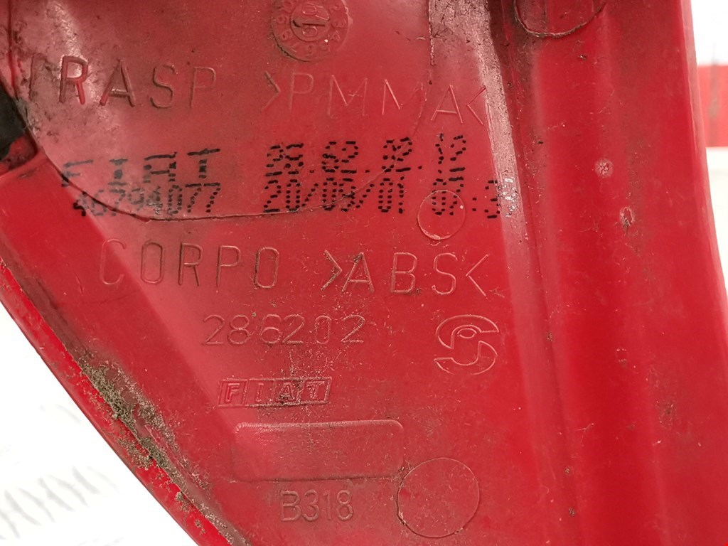 Фонарь задний правый FIAT Punto II (188) 1999-2007