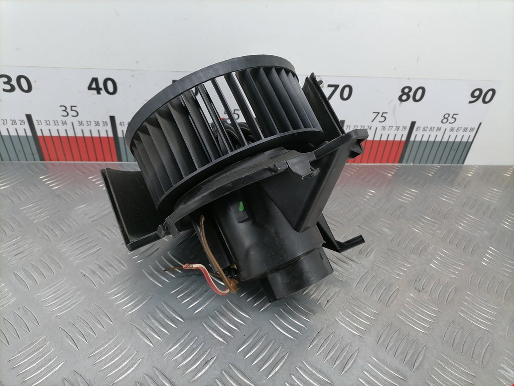 Моторчик (мотор) отопителя салона OPEL Astra G 1998-2005