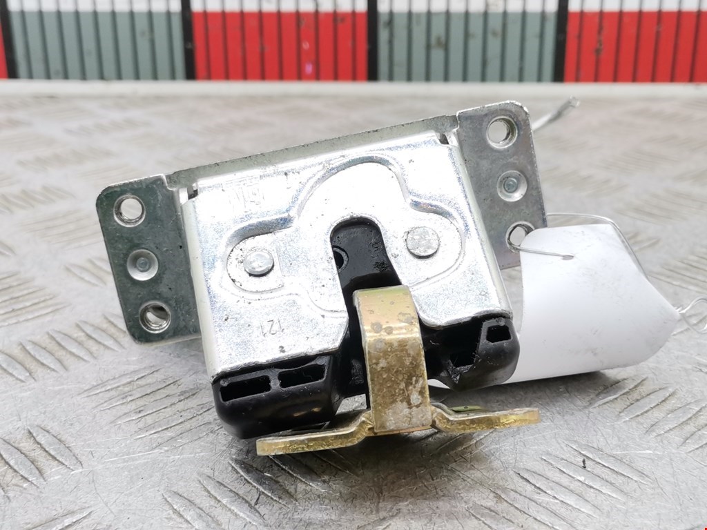 Замок багажника (крышки двери) OPEL Meriva A 2003-2010