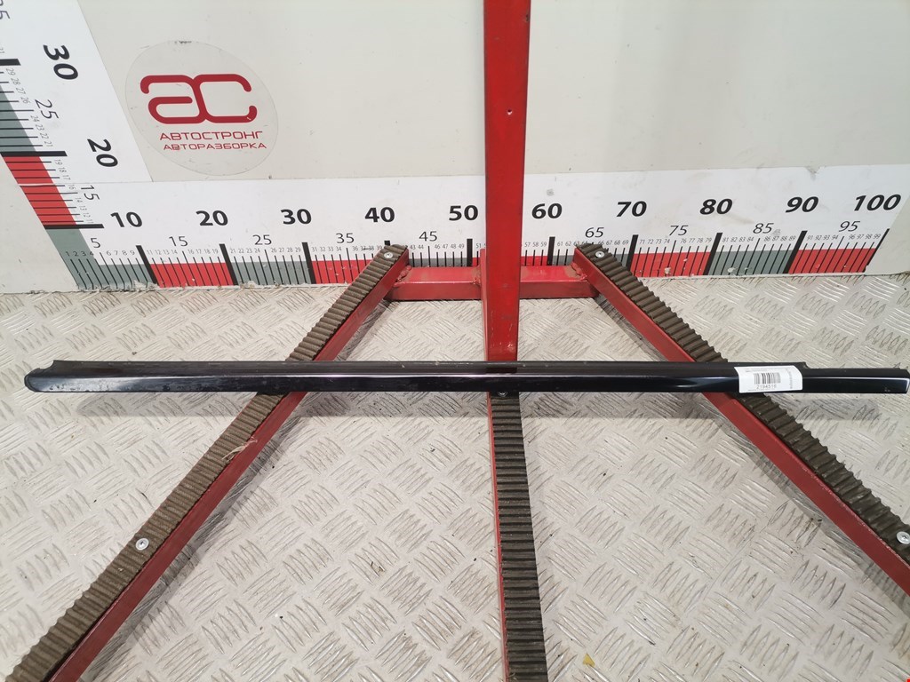 Накладка декоративная (молдинг) стекла двери передней левой Mercedes E-Class (W211) (2002-2009)