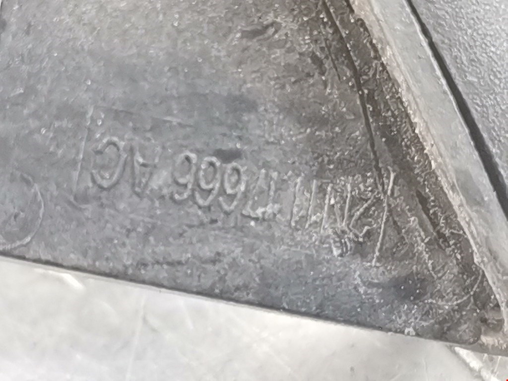 Форсунка омывателя лобового стекла FORD Fusion 2002-2012