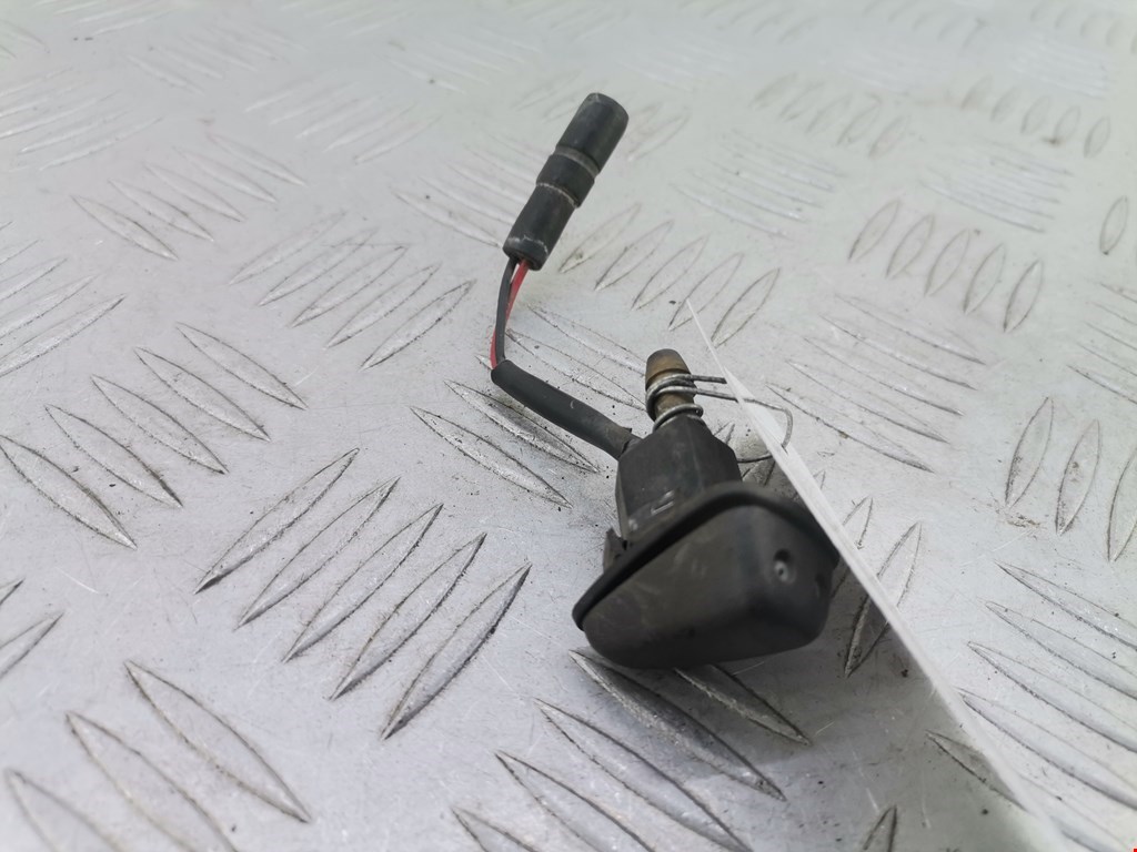 Форсунка омывателя лобового стекла LAND ROVER Range Rover 2002-2012