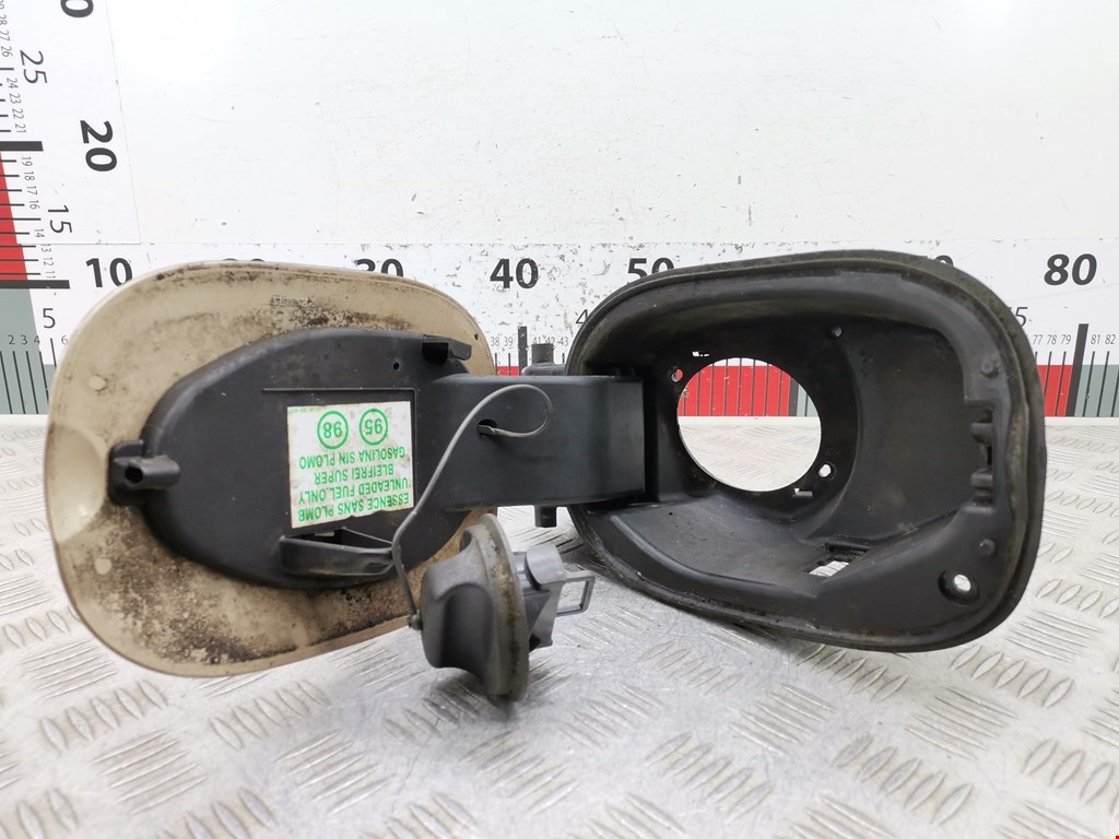 Лючок бензобака RENAULT Modus 2004-2012